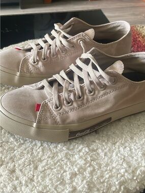 Tênis Coca Cola Daytona Suede 
Size 9.5 women 8 men’s